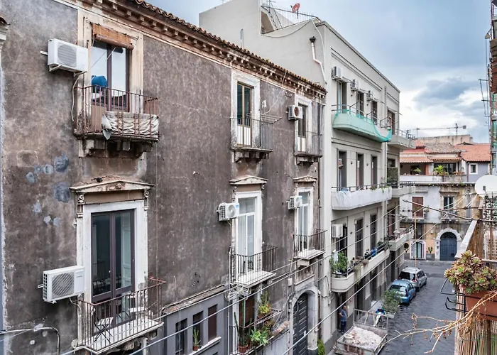 Casa Giuffri - Castello Ursino Flat With Balcony Apartamento